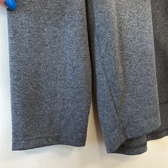 Under Armour Men’s Tech 1/2 Zip Long Sleeve Carbon Heather/Black Size XL - Picture 6 of 11